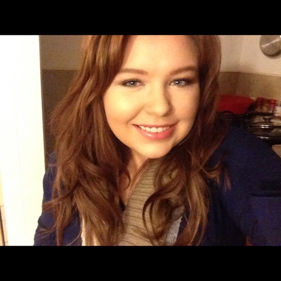 Meet your Posher, Joanna - Picture 1 of 1